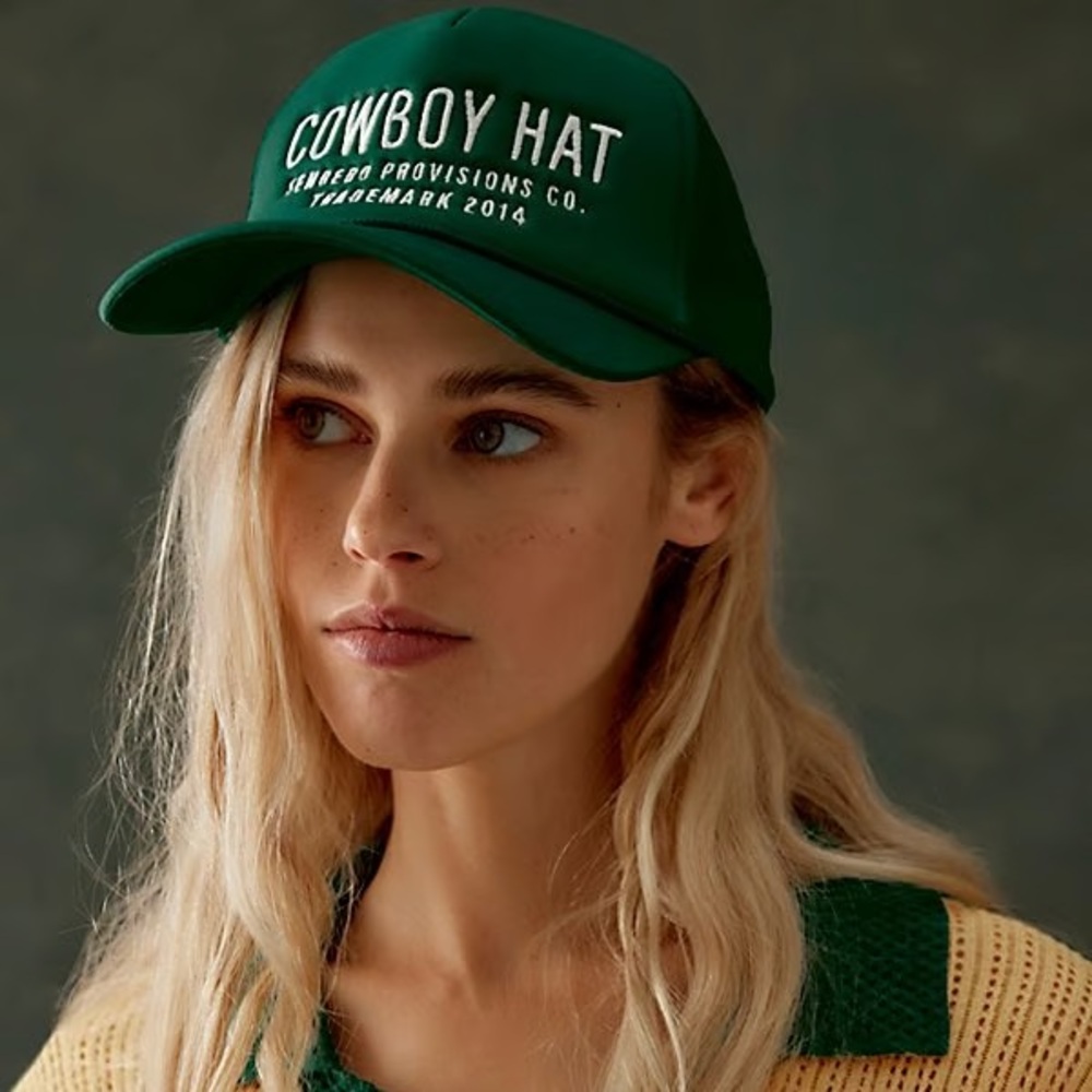 COWBOY HAT